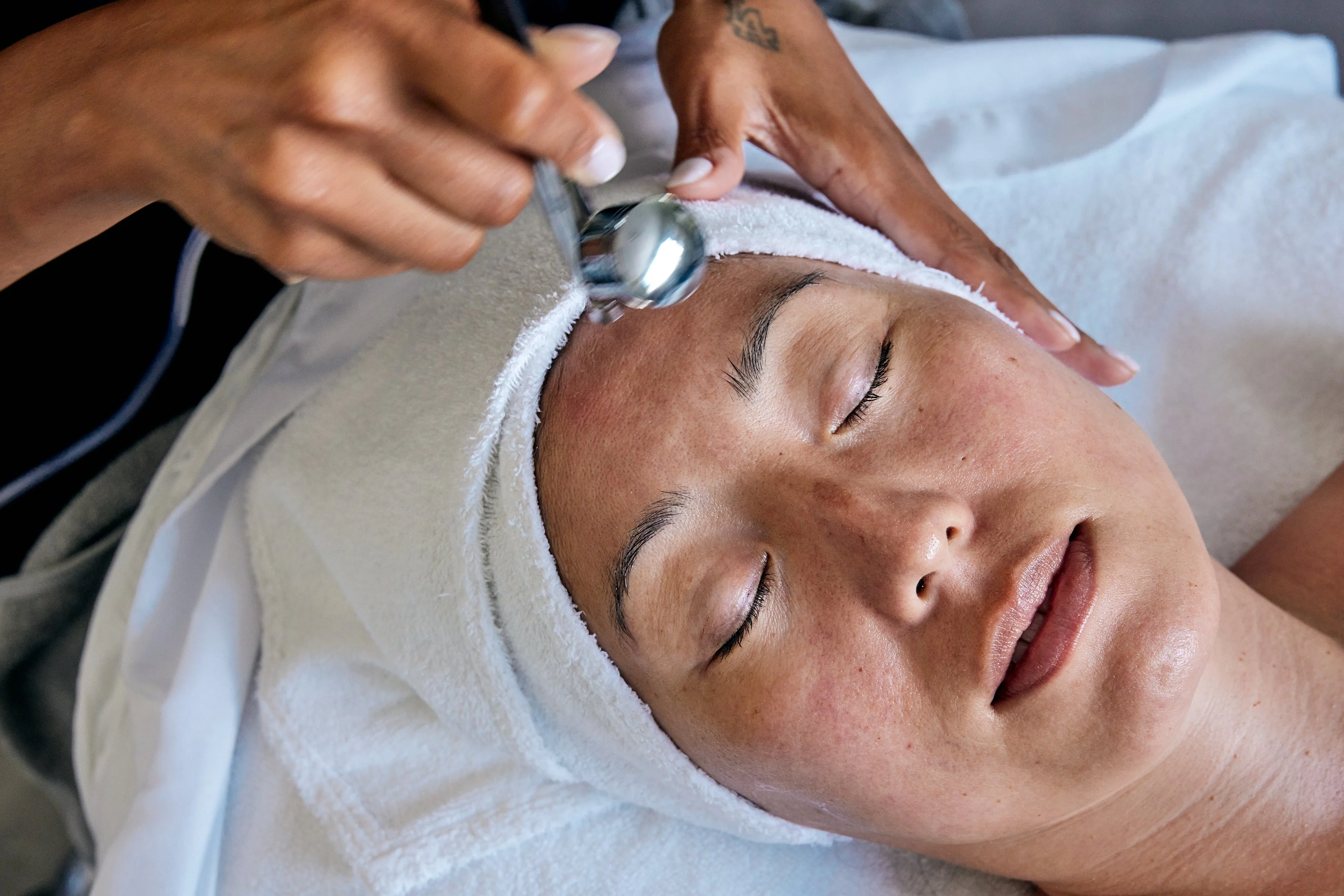 Can I Combine Microdermabrasion with Other Treatments the Same Week?
