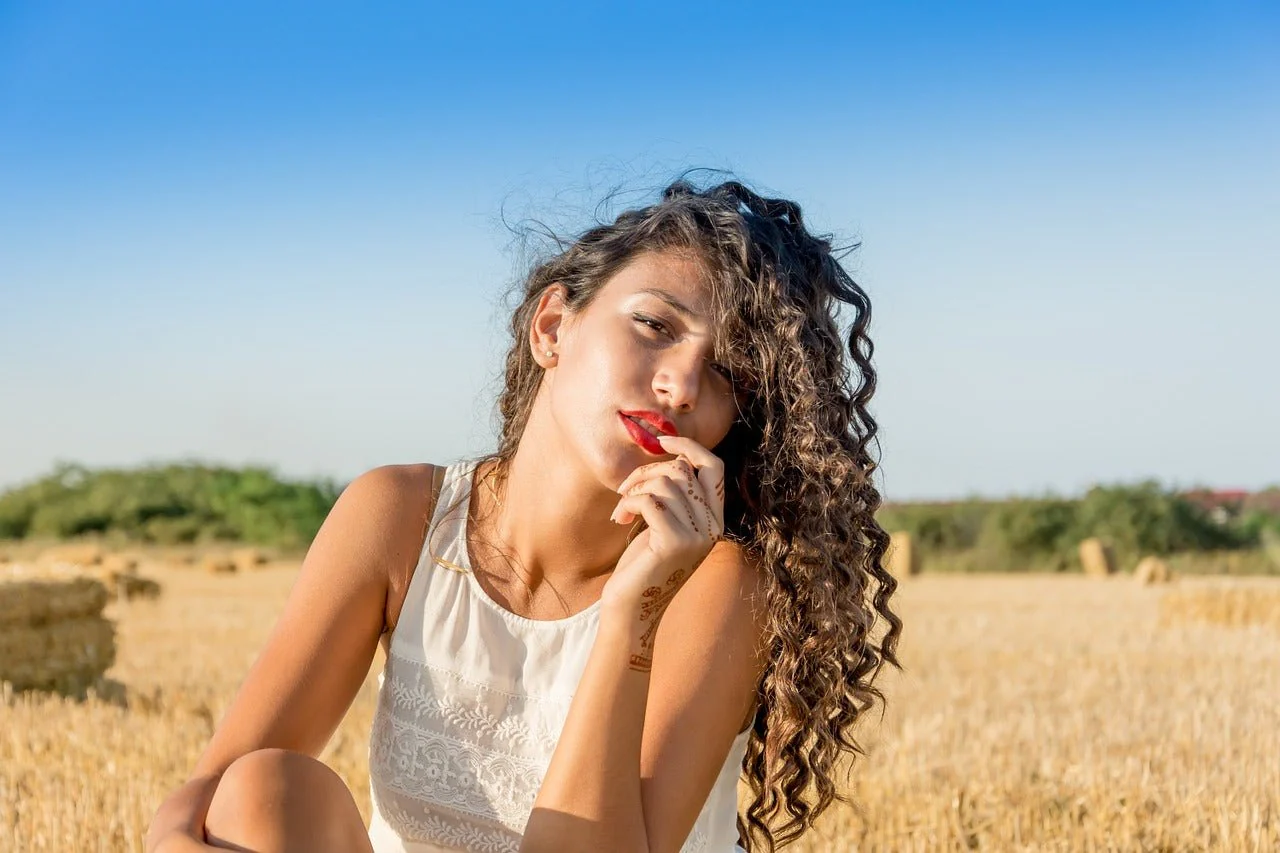 How To Get Rid Of Crow's Feet - Joanna Vargas