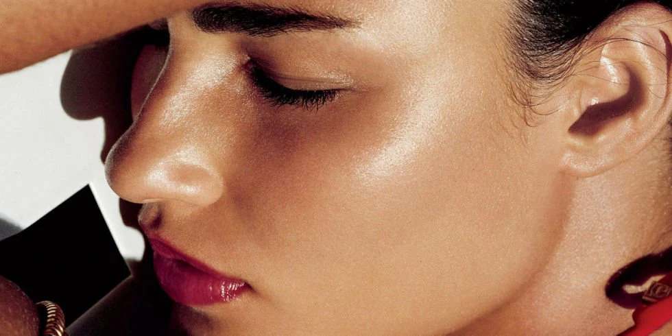 Peel Your Way to A Smooth Face - Joanna Vargas
