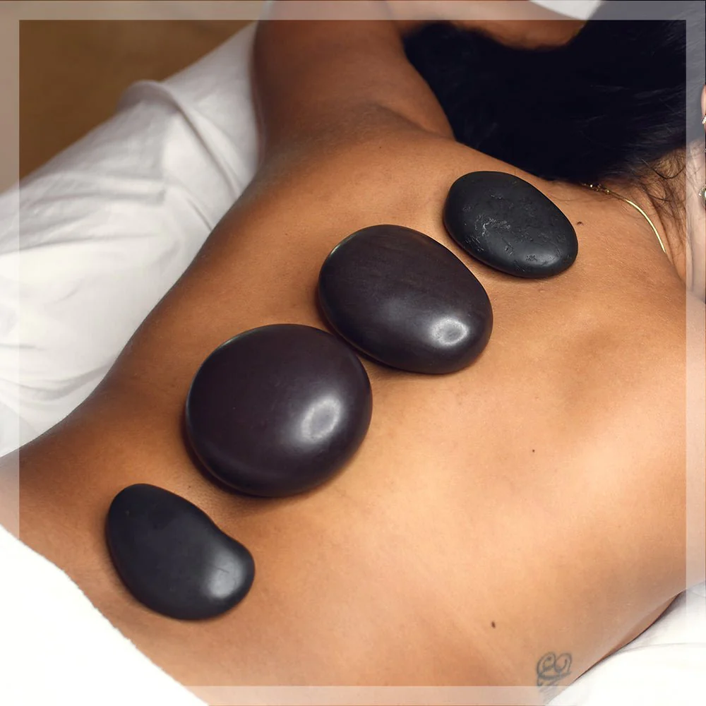 THE HOT STONE MASSAGE - Joanna Vargas